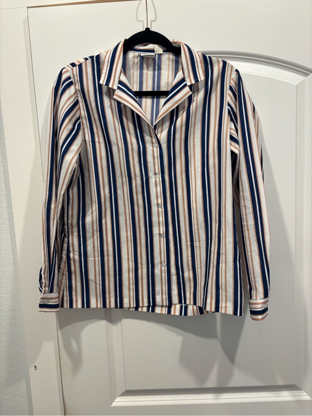 Vintage 70s paddle& Saddle Women’s Striped Button-Up Collared Long Sleeve Top